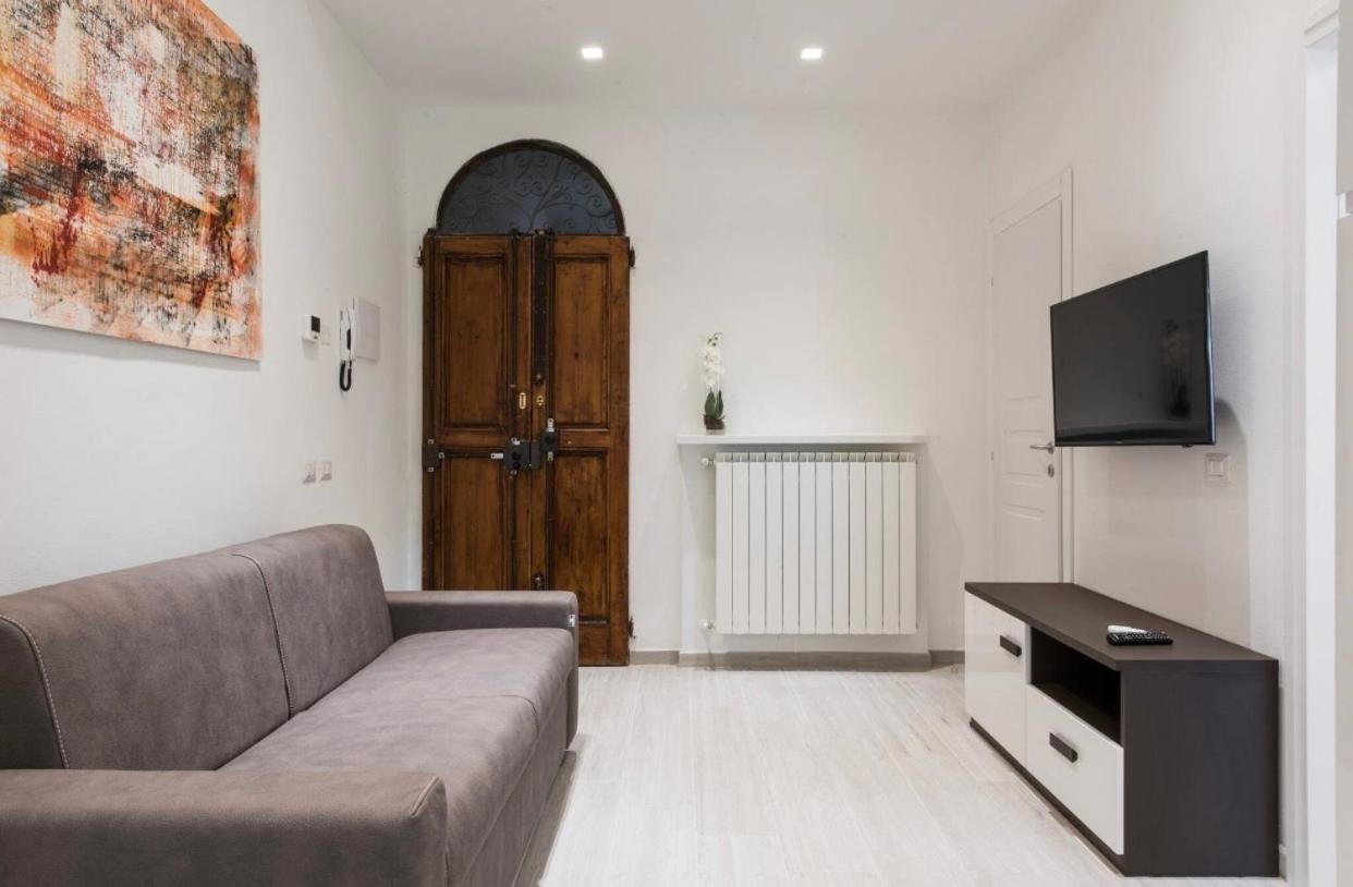 Modern Apartment In Florenz Exterior foto