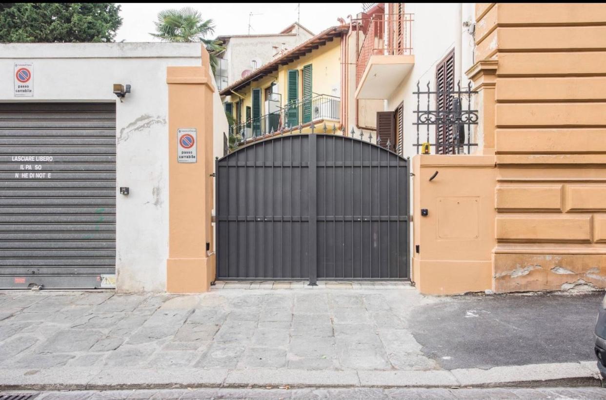 Modern Apartment In Florenz Exterior foto